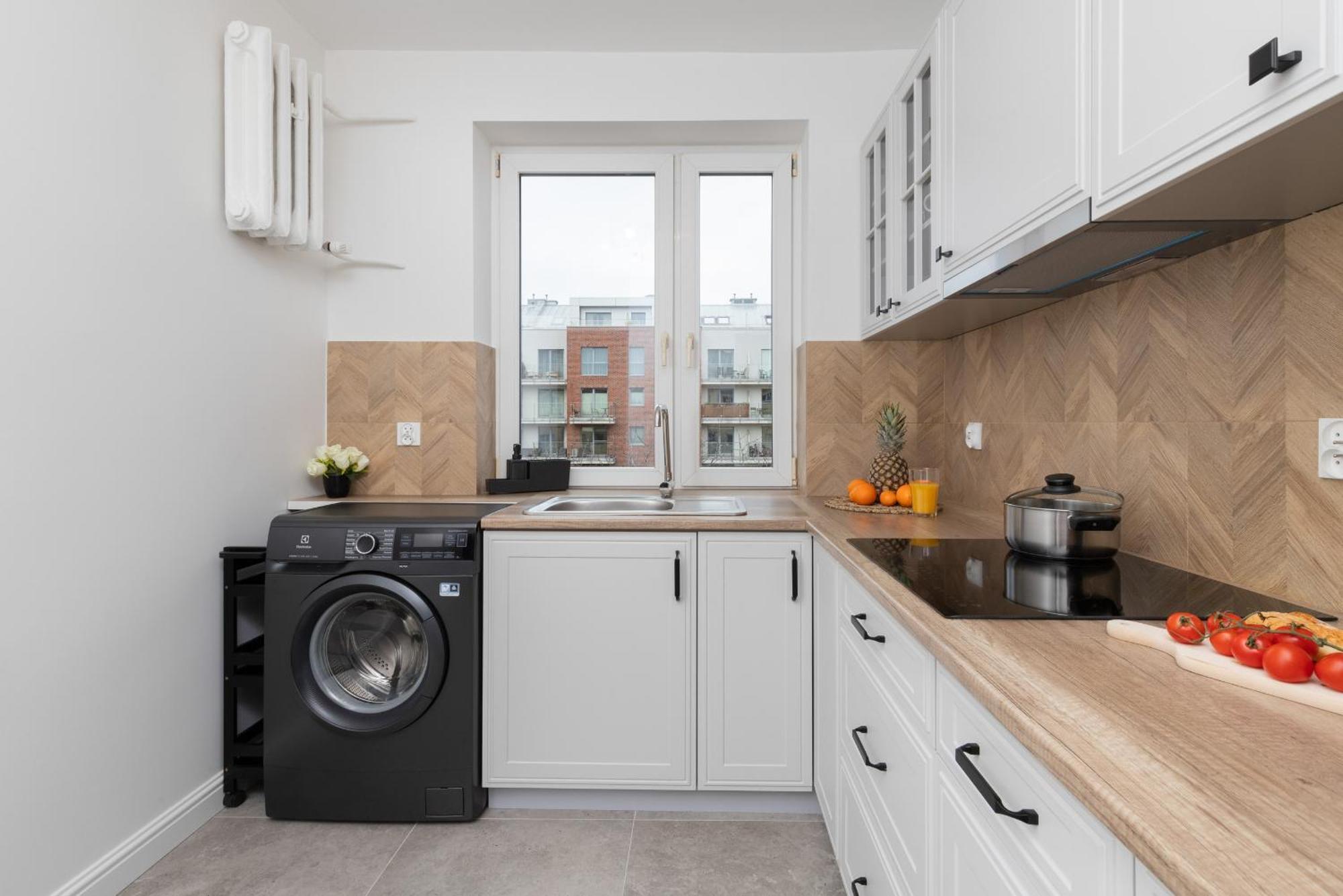Lägenhet Stylish & Comfortable With Balcony In Central By Renters Gdańsk